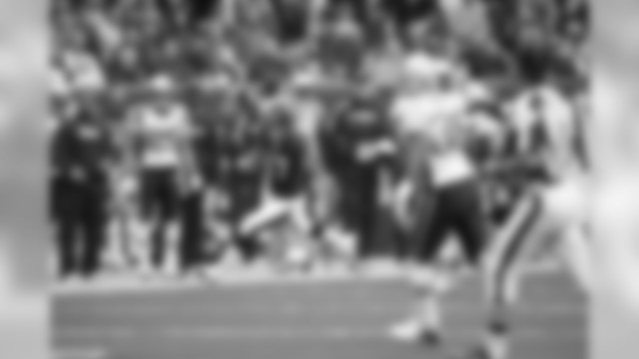 Foster up sideline_H1K1858