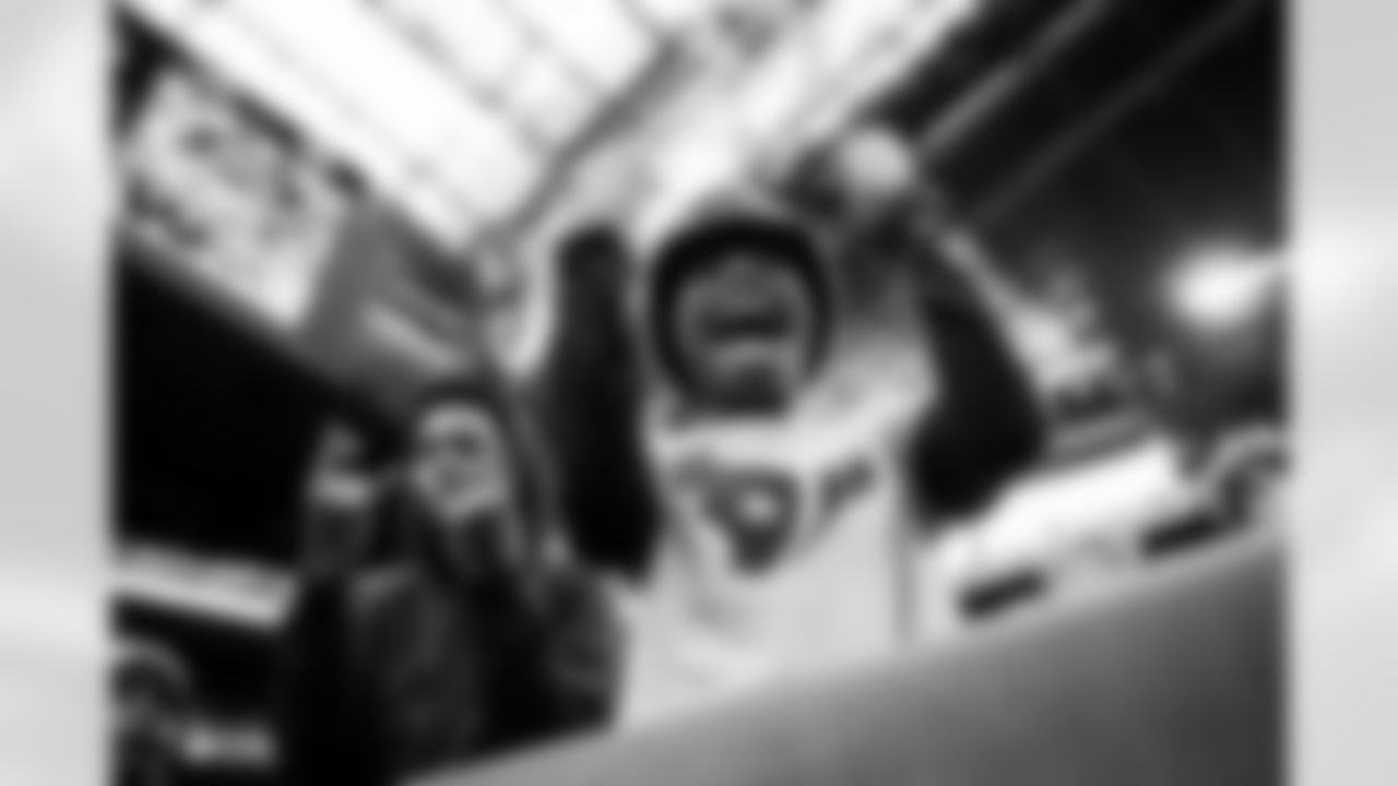 An image from the regular season week 16 game against the Los Angeles Chargers at NRG Stadium in Houston, TX on Dec. 26, 2021.