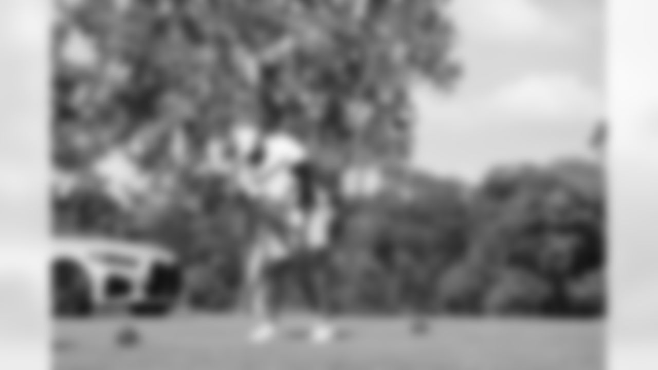 An image from the May 9, 2022 Texans Charity Golf Classic at River Oaks Country Club in Houston, TX.