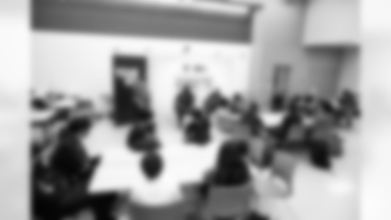 2022_0502_CD_MentalWellnessConversation_34