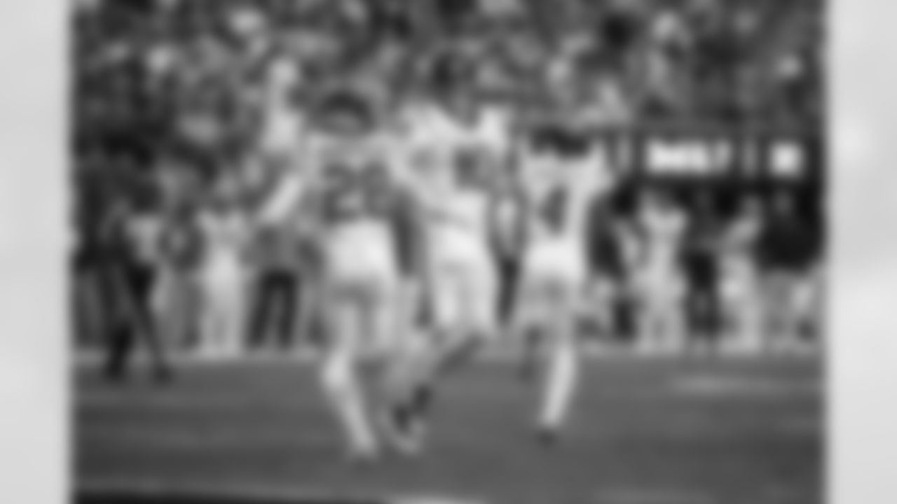2022_1024_Raiders_Away_0573