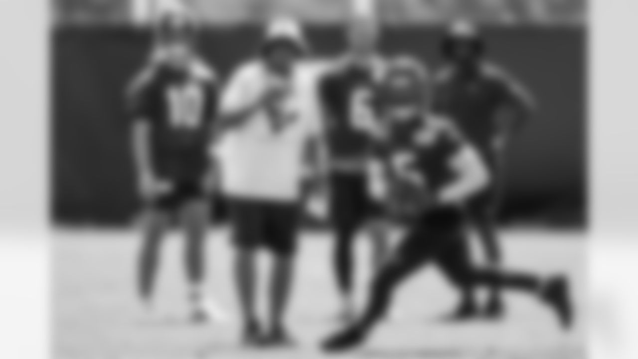 2021_0824_TrainingCamp_Practice20_edits_0041