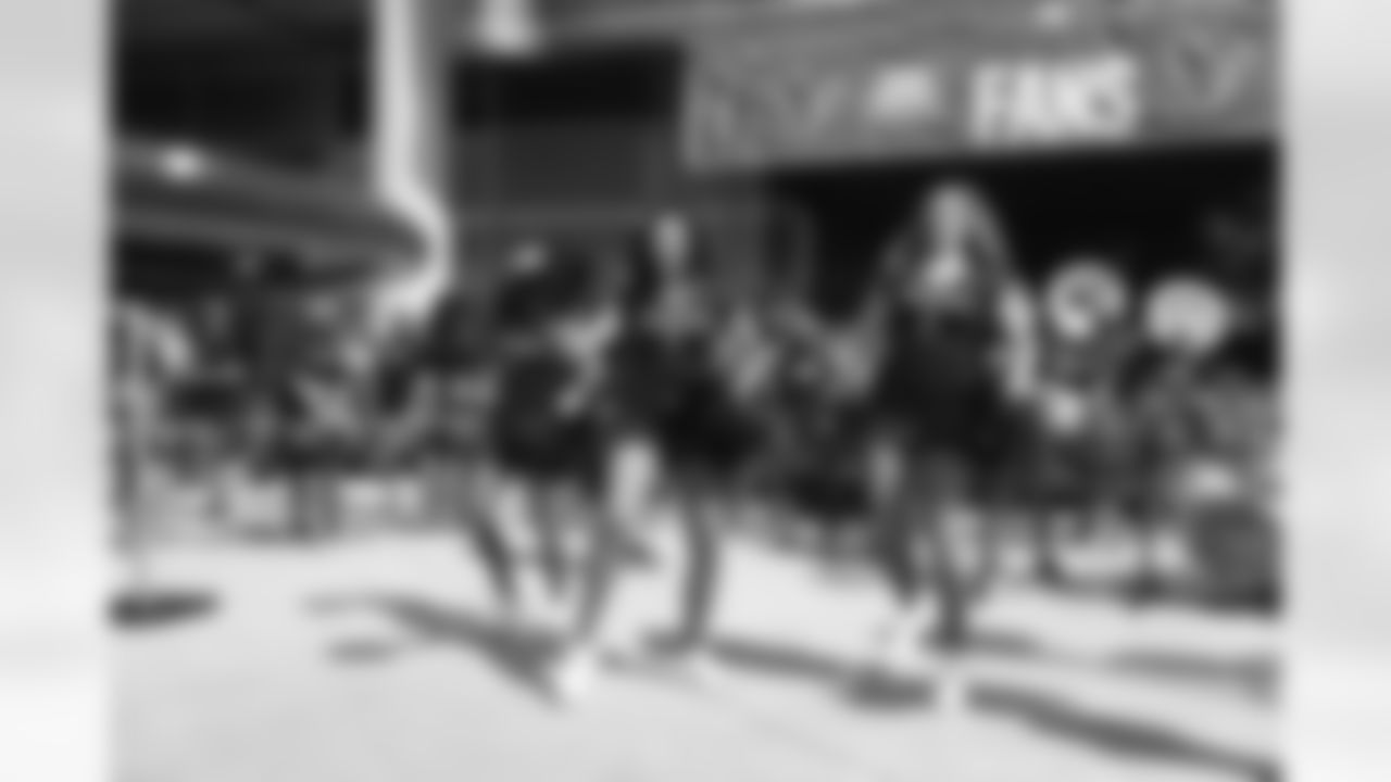 2022_0911_Colts_Home_0829