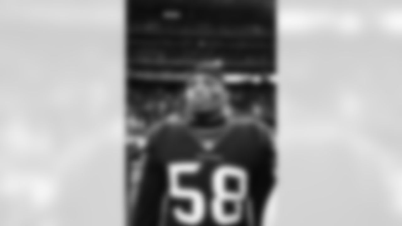 An August 25, 2022 image from the preseason week 3 game between the Houston Texans and the San Francisco 49ers at NRG Stadium in Houston, TX.
