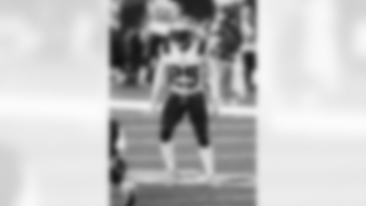 DB, Terrence Brooks