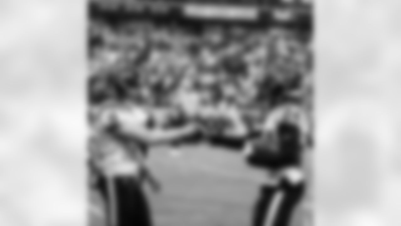 An image from the regular season week 11 game against the Tennessee Titans at Nissan Stadium in Nashville, TN, on Nov. 21, 2021.