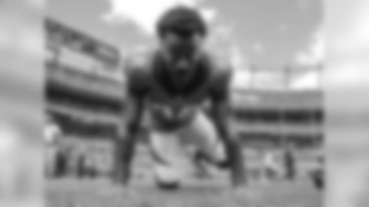 Denver Broncos wide receiver Demaryius Thomas (88) stretches prior to an NFL football game against the Oakland Raiders, Sunday, Sept. 16, 2018, in Denver. (AP Photo/Jack Dempsey)