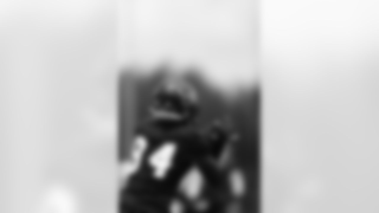 An image from the June 3, 2021 Houston Texans OTA practice at NRG Stadium.