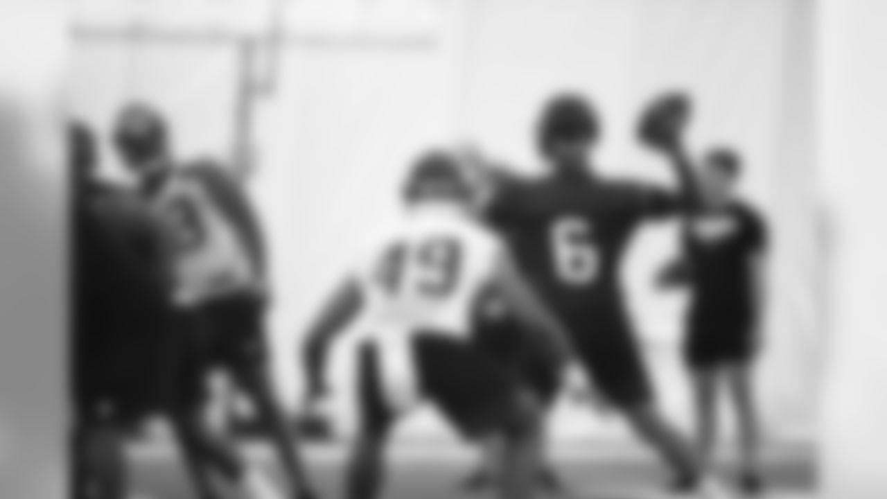 An image from the May 10, 2019 Rookie Mini Camp offseason practice.