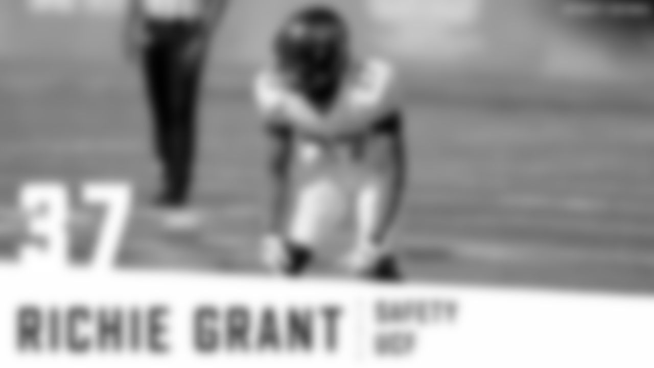 37_graphic_Grant