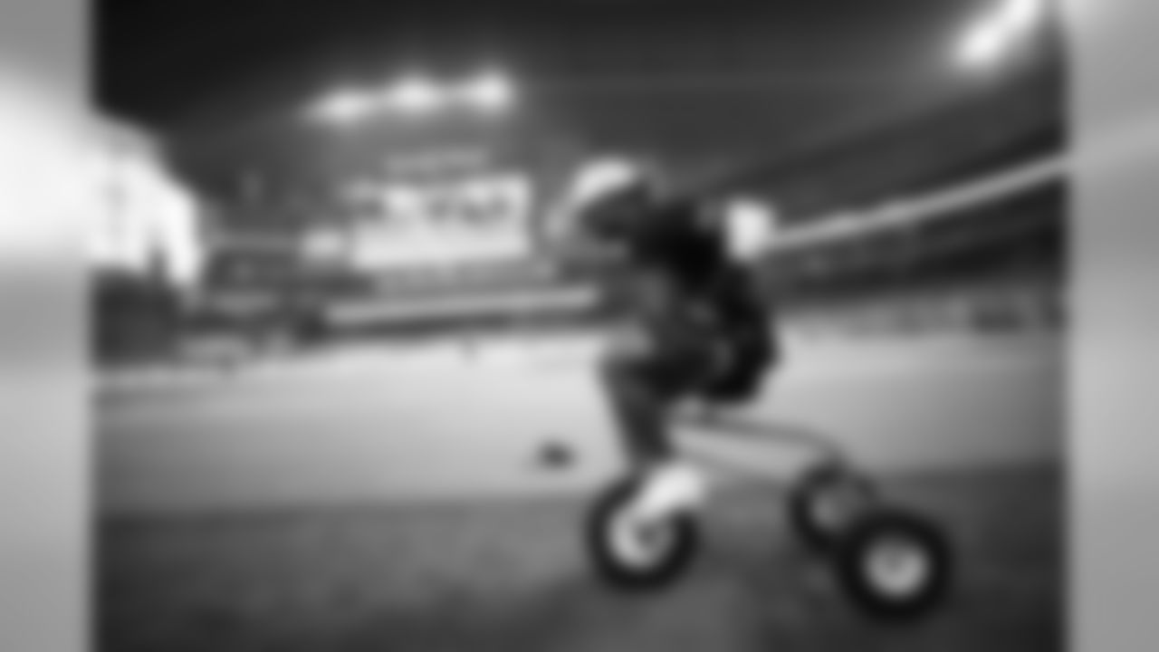 2019_0504_CD_CharitySoftball_0936