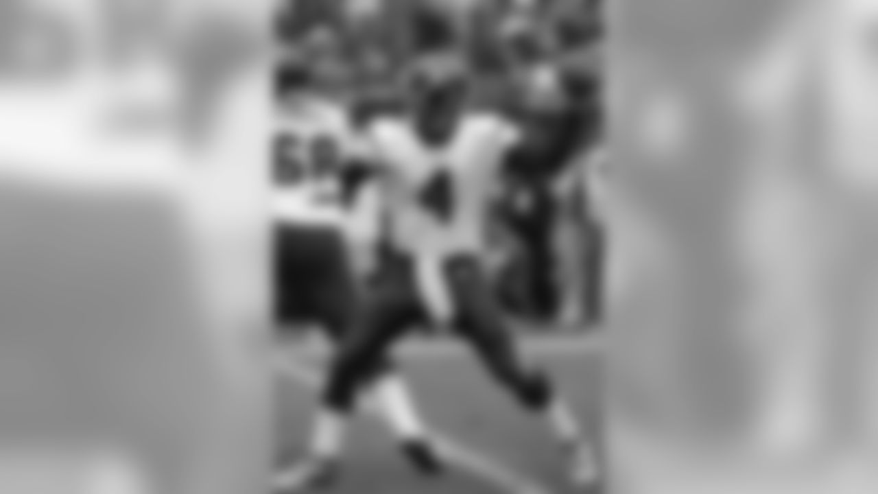 ragone_throw_bucs