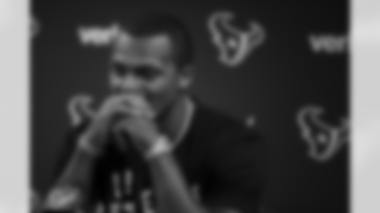 An image from the Sept. 8, 2020 Deshaun Watson contract signing press conference.