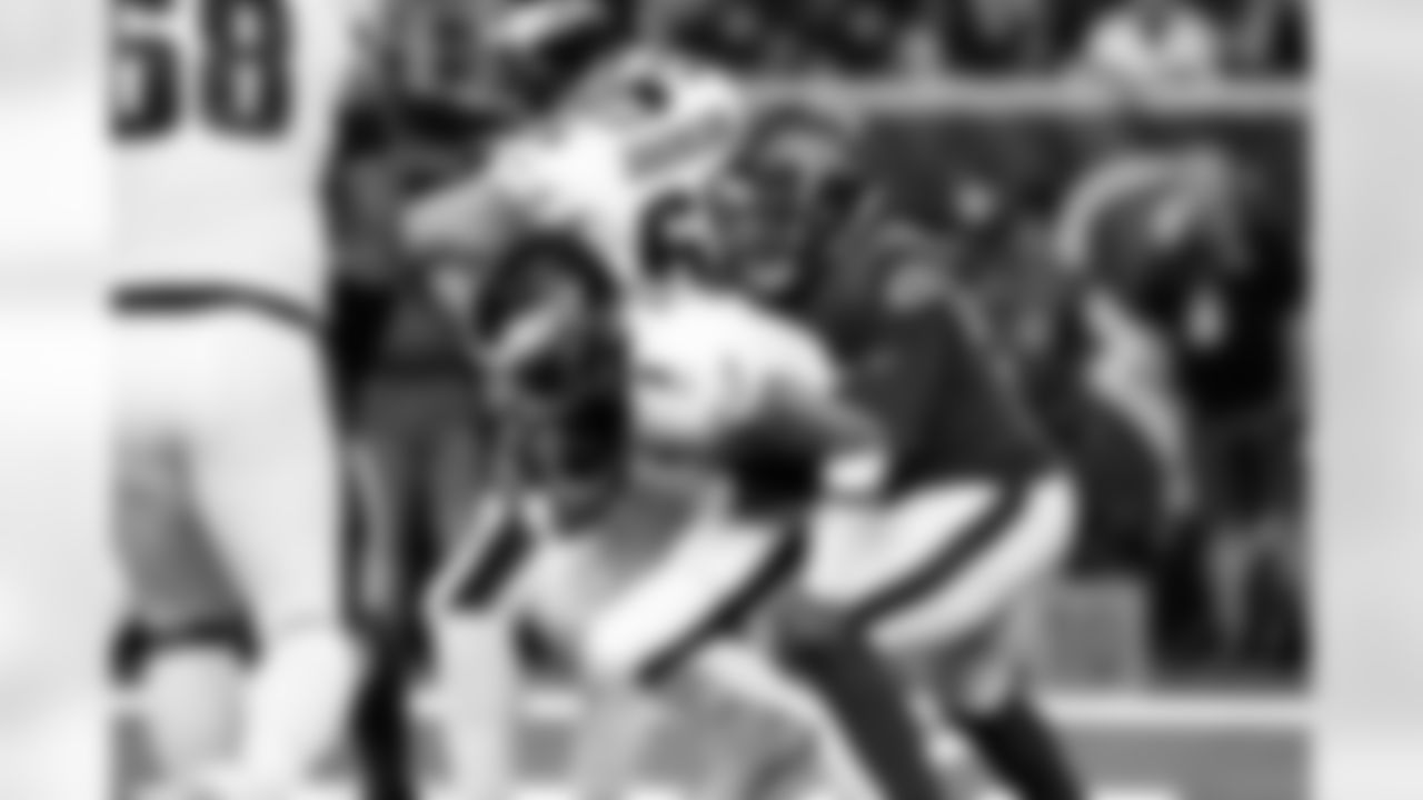 2022_1103_Eagles_Home_0065