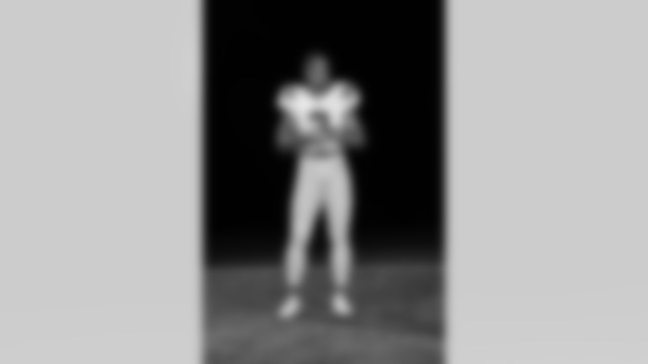 Football Photo Shoot
Photo by: Jacob Reeder