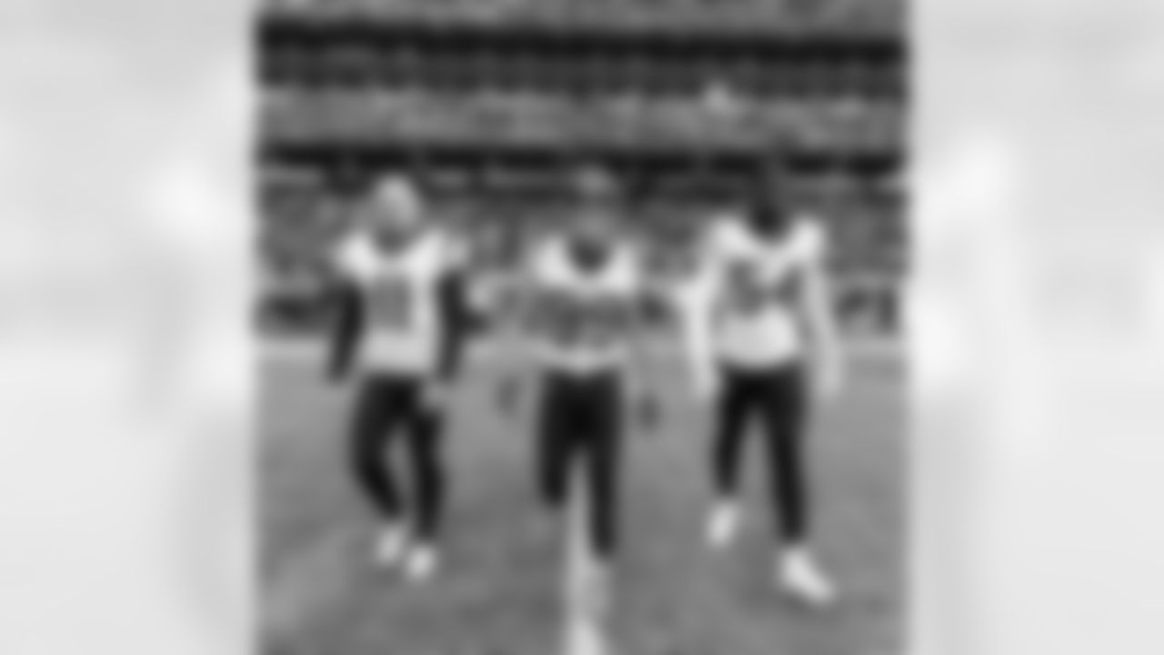 An image from the regular season week 11 game against the Tennessee Titans at Nissan Stadium in Nashville, TN, on Nov. 21, 2021.