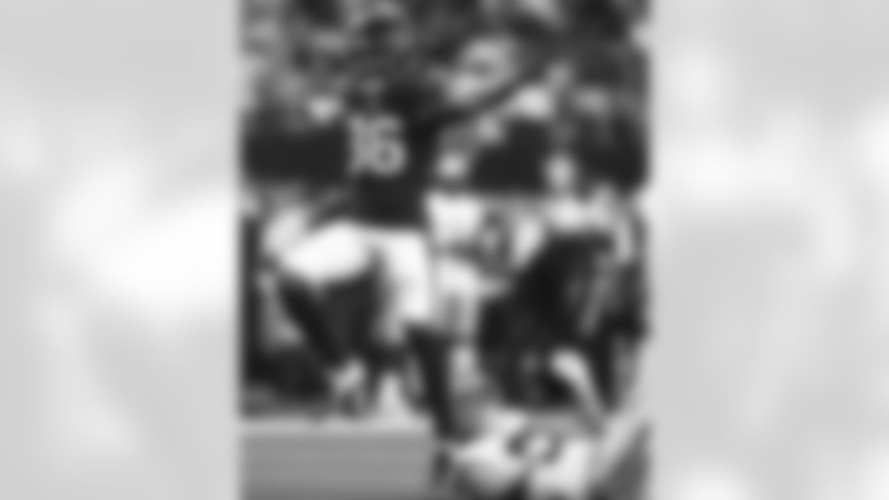 An image from the Aug. 21, 2021 Houston Texans preseason game 2 against the Dallas Cowboys at AT&T Stadium. The Texans won 20-14.