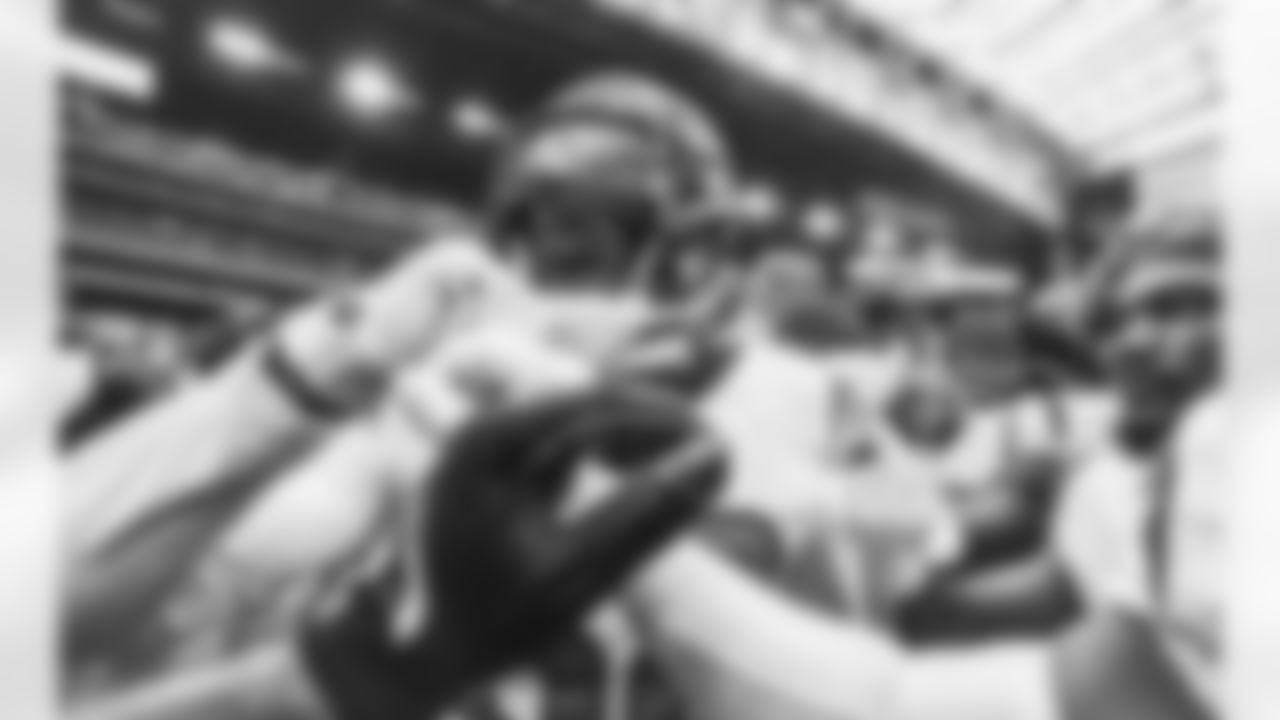 An image from the Sept 11, 2022 Regular Season week 1 game between the Houston Texans and the Indianapolis Colts at NRG Stadium in Houston, TX.