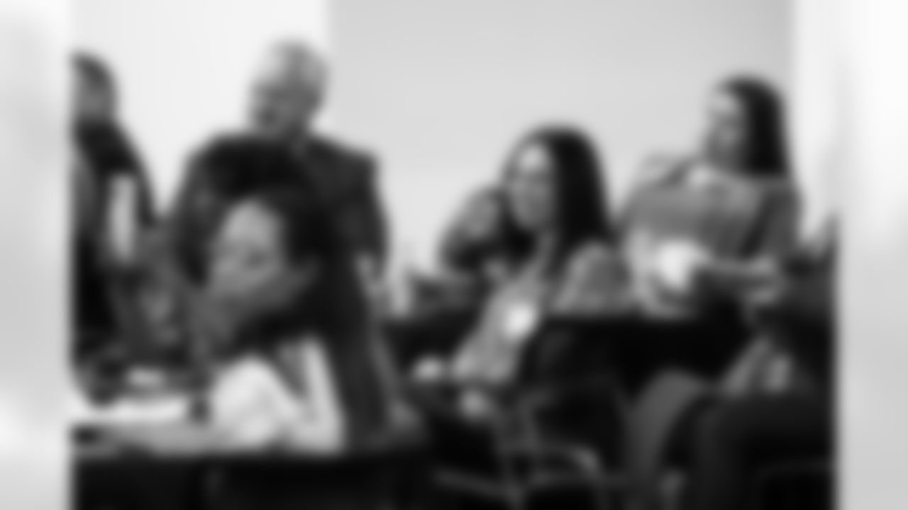 An image from the Houston Texans and Amegy Bank Small Business Boost Presentation at Amegy Bank Tower in Houston, TX, on March 11, 2022.