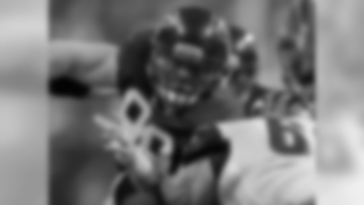DE J.J. Watt, 2011-18