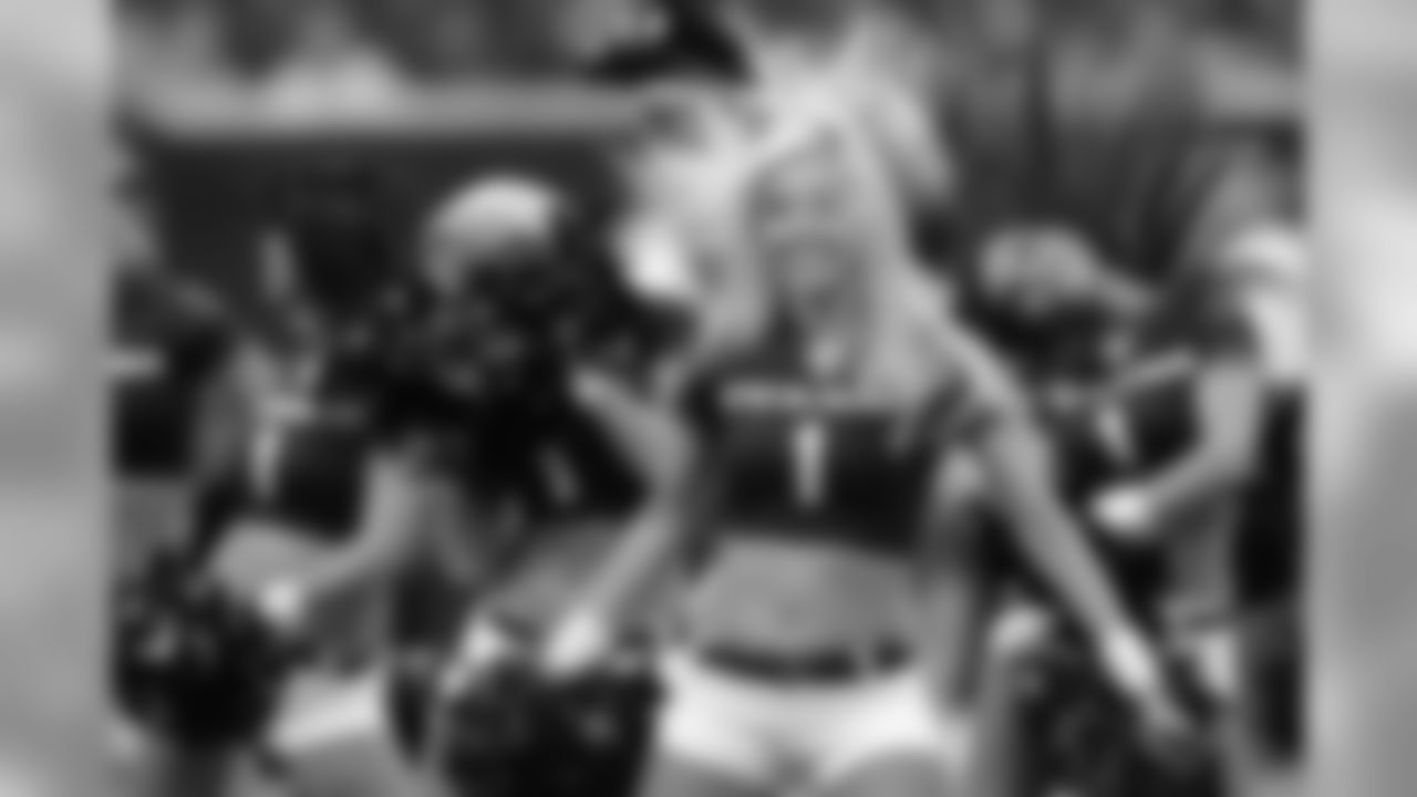 Lindsay, during a routine in the preseason game with the Buccaneers.