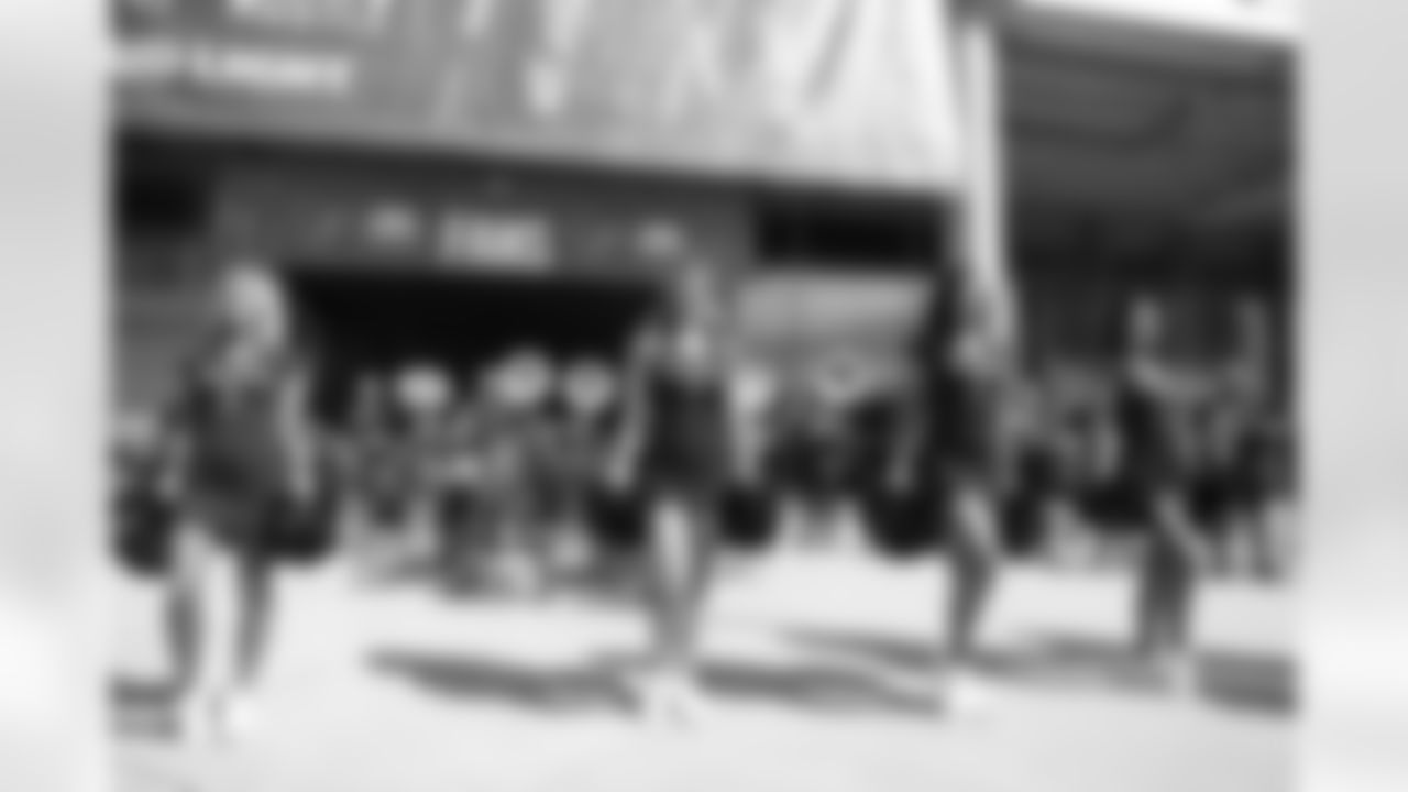 2022_1002_Chargers_Home_0989
