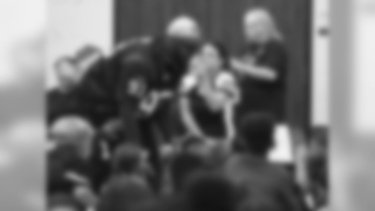 An image from the April 8, 2019 event at McNeill Elementary in which TORO and Joel Heath got students fired up for their upcoming STAAR test.