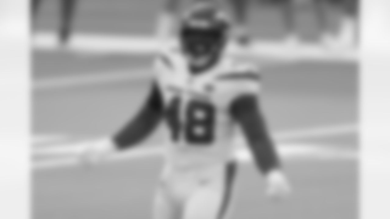 LB, Jordan Jenkins