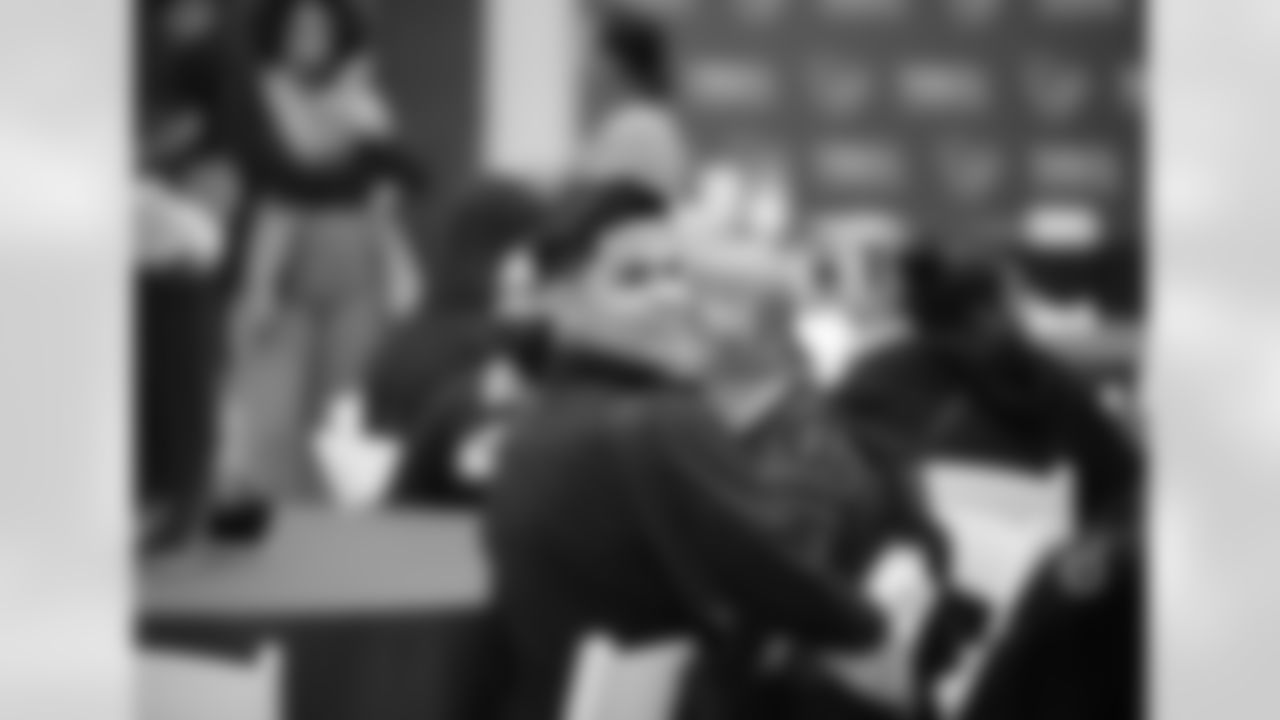 2022_1114_CorporateDevelopment_FamilyFinancialLiteracyNight_0030