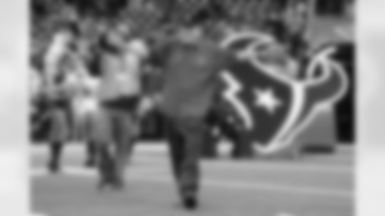 An image from the regular season week 12 game between the Houston Texans and the New York Jets at NRG Stadium in Houston, TX, on Nov. 28, 2021.