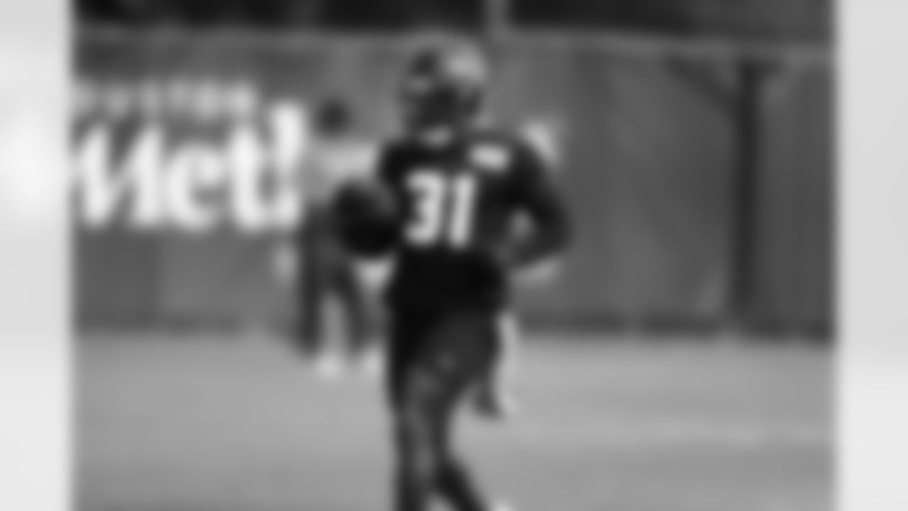 An image from the June 1, 2022 OTA practice at NRG Stadium in Houston, TX.