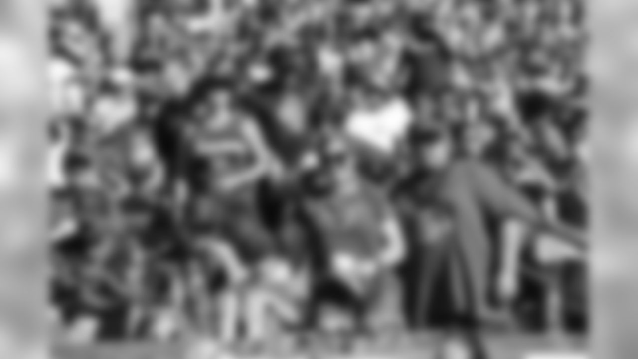 2019_0922_Chargers_Away_0187