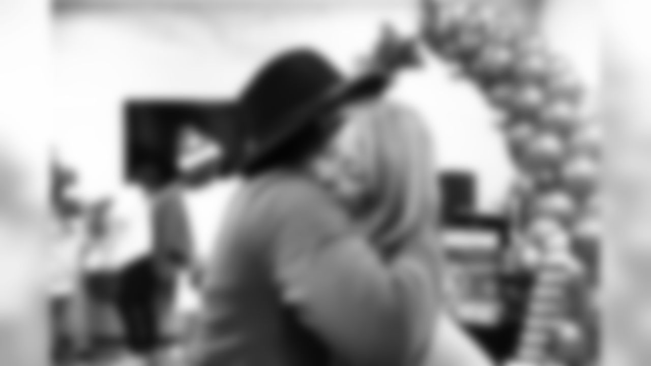 An image from the Dec. 10, 2019 Houston Texans Teen Club holiday party.