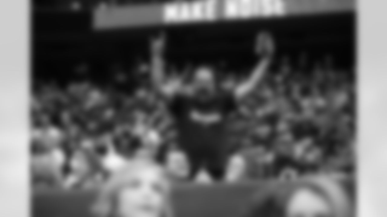 An image from the regular season week 18 game between the Houston Texans and the Tennessee Titans at NRG Stadium in Houston, TX, on Jan 9, 2022.