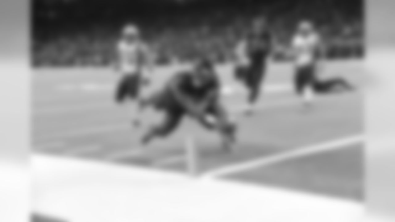 1An image from the Dec. 1, 2019 regular season home game against the New England Patriots. The Texans won 28-22.