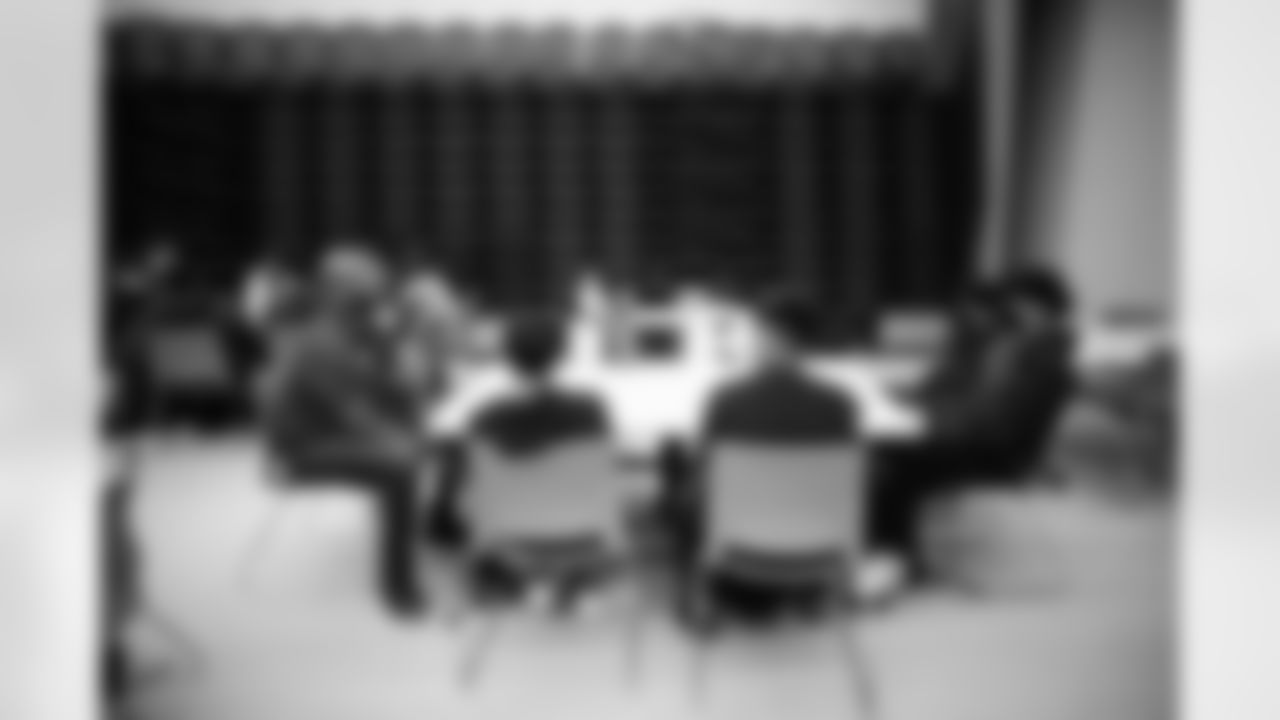2022_0502_CD_MentalWellnessConversation_28