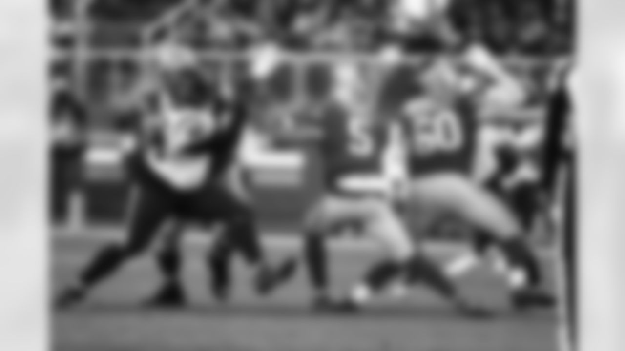 An image from the regular season week 17 game between the Houston Texans and the San Francisco 49ers at Levi's Stadium in San Francisco, CA, on Jan 2, 2022.