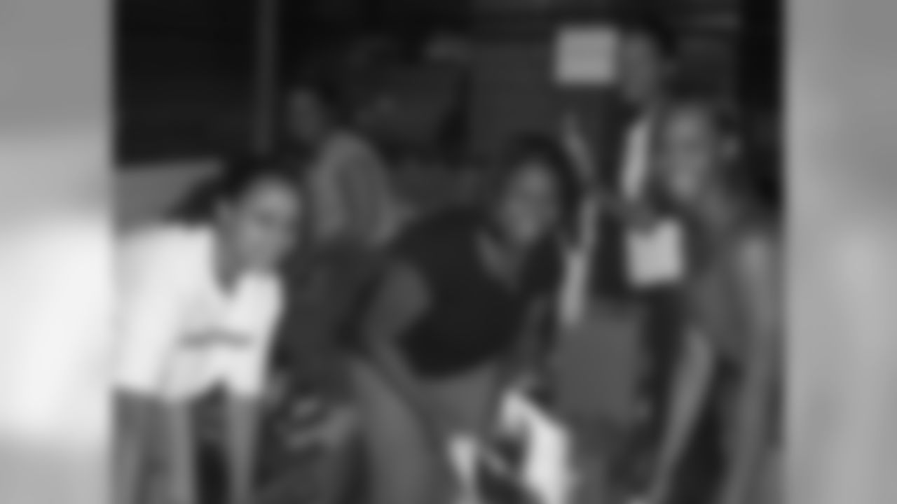 2005 Lady Texans Sorting Party- Hurricane Katrina 001