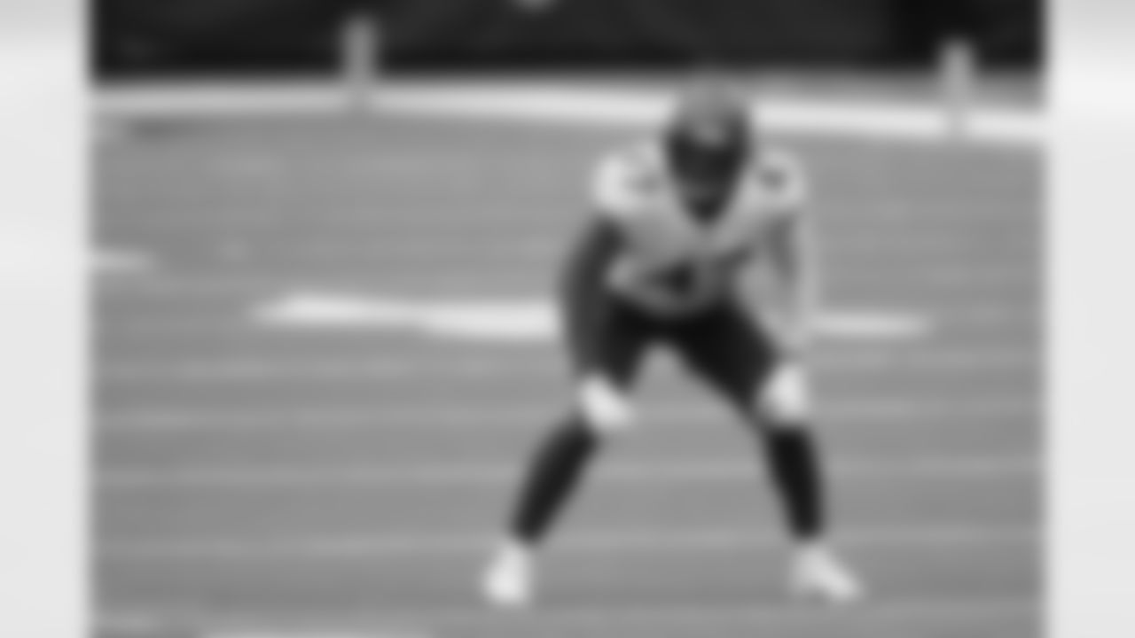 LB, Hardy Nickerson
