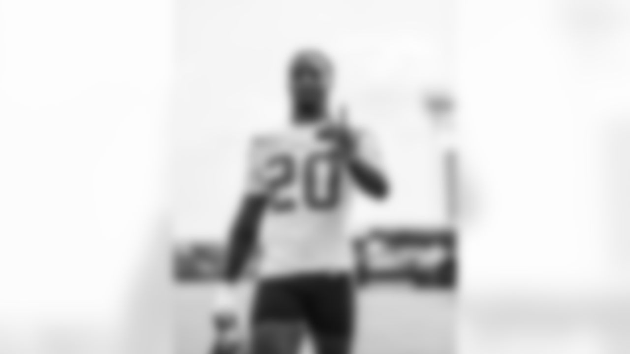 2021_0826_TrainingCamp_Practice22_edits_0032