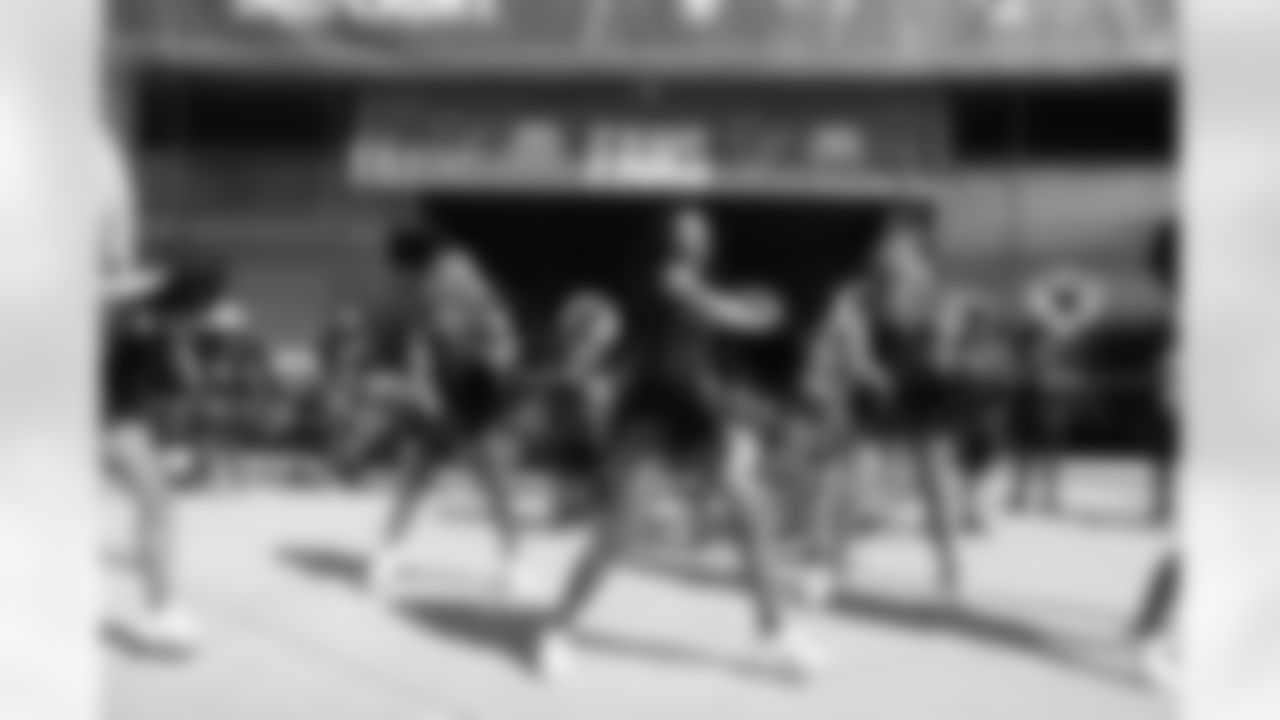 2022_1002_Chargers_Home_0997