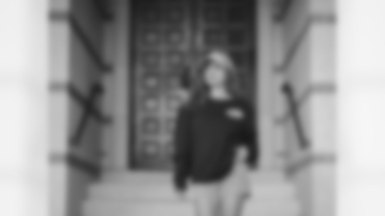 2023_0913_Photoshoot_InfluencerMerchRice_0046