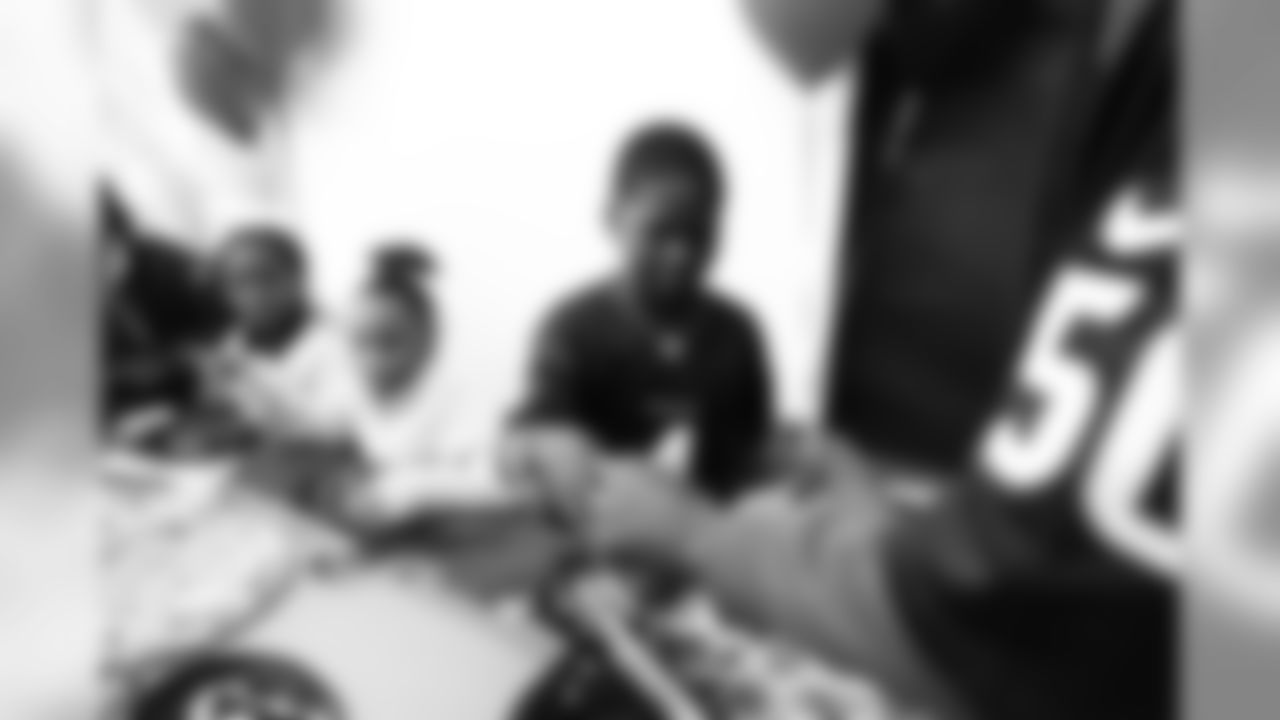 An image from the Jan. 7, 2020 Playoff Pizza Party with students at Blackshear Elementary.
