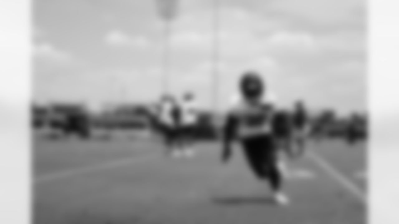 An image from the May 13, 2022 Houston Texans Rookie Minicamp at NRG Stadium in Houston, TX.
