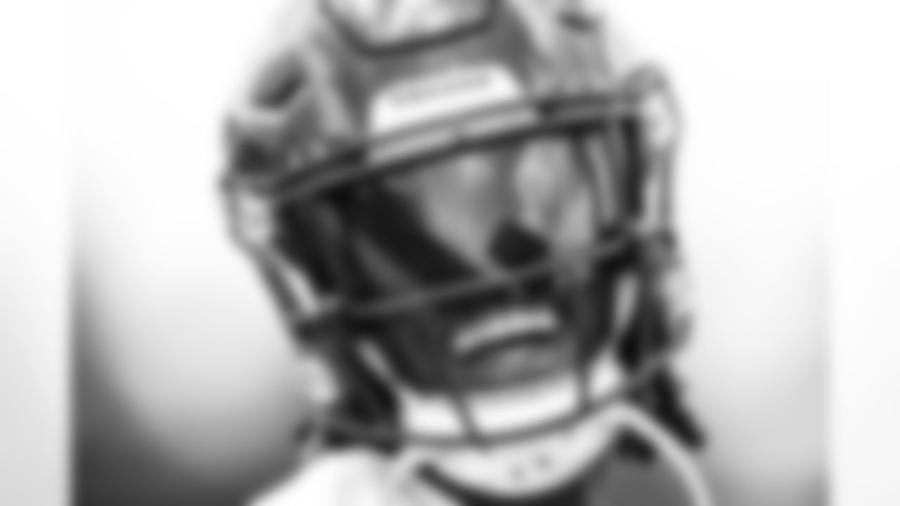 2021_0826_TrainingCamp_Practice22_edits_0040