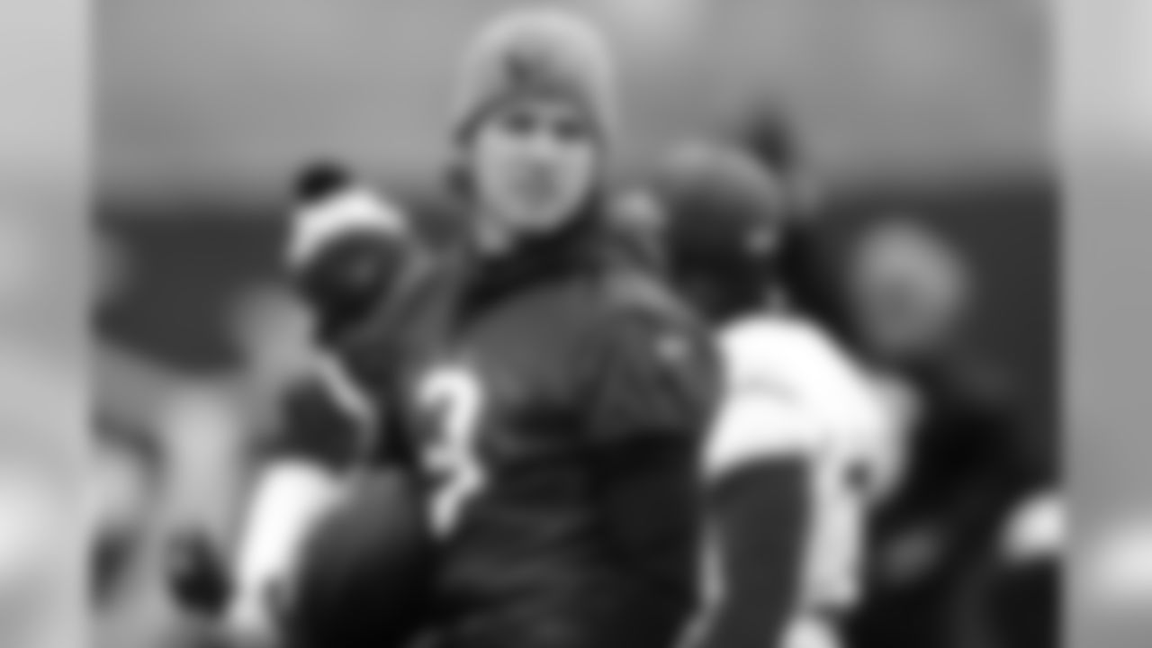 QB, Alex McGough, 3