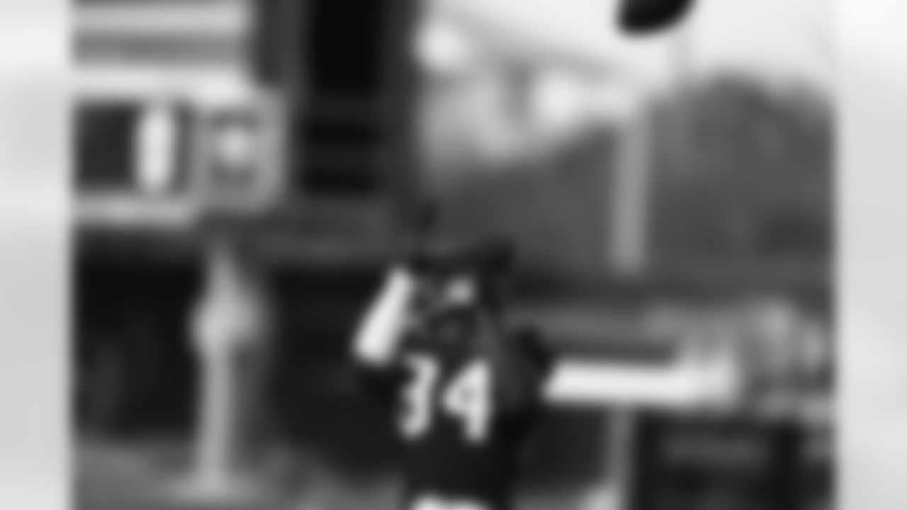 An image from the Dec. 30, 2021 Houston Texans regular season practice in Houston, TX.