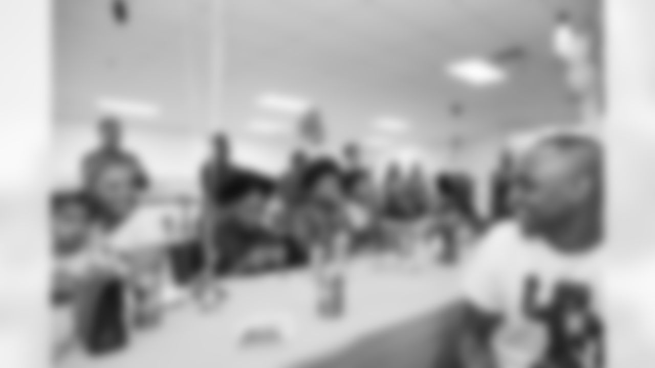 2022_0502_CorporateDevelopment_KrogerMothersDayBCG_34