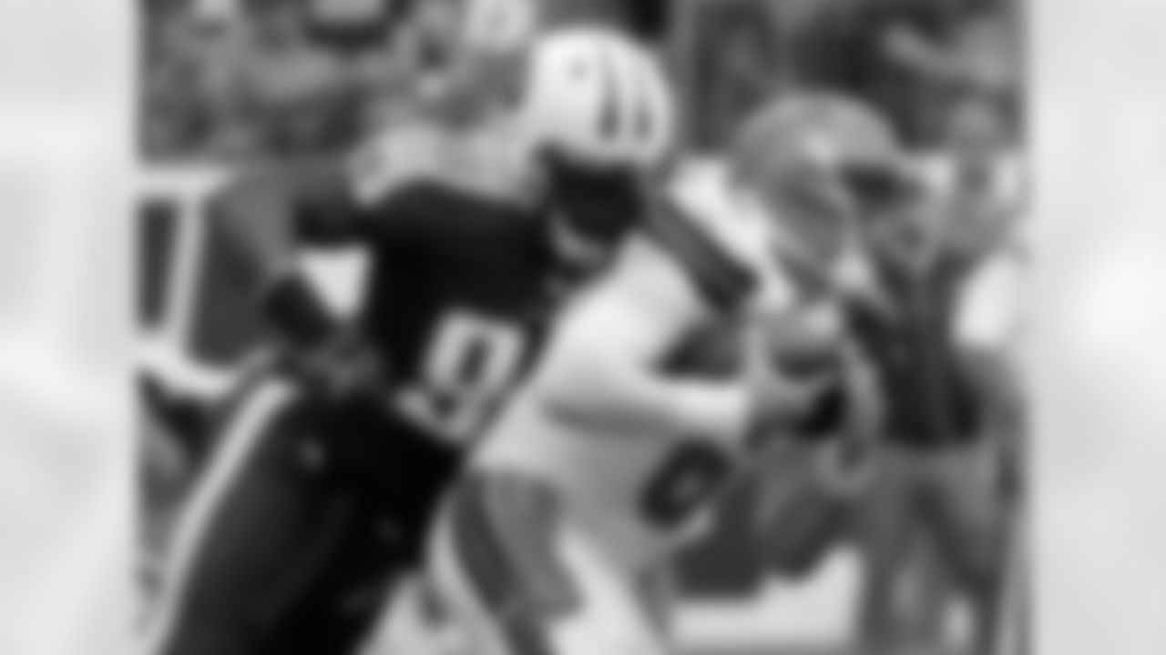 Titans OLB Brian Orakpo: 10.5 sacks