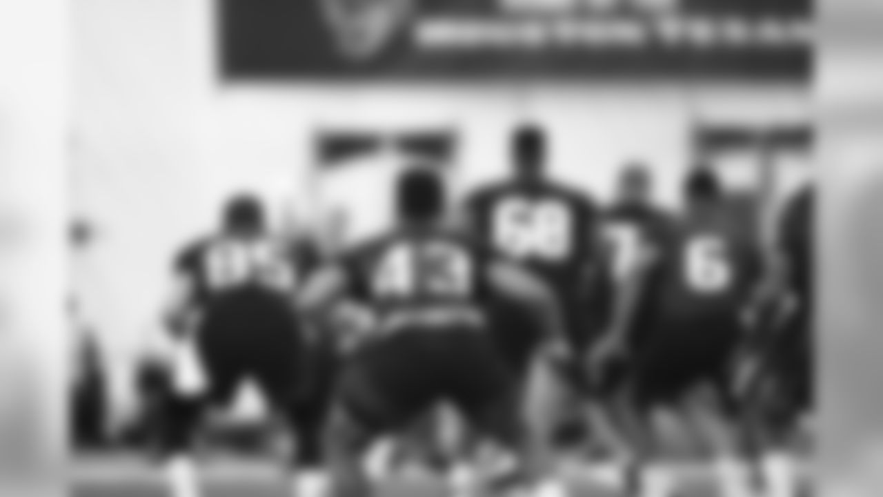 An image from the May 10, 2019 Rookie Mini Camp offseason practice.